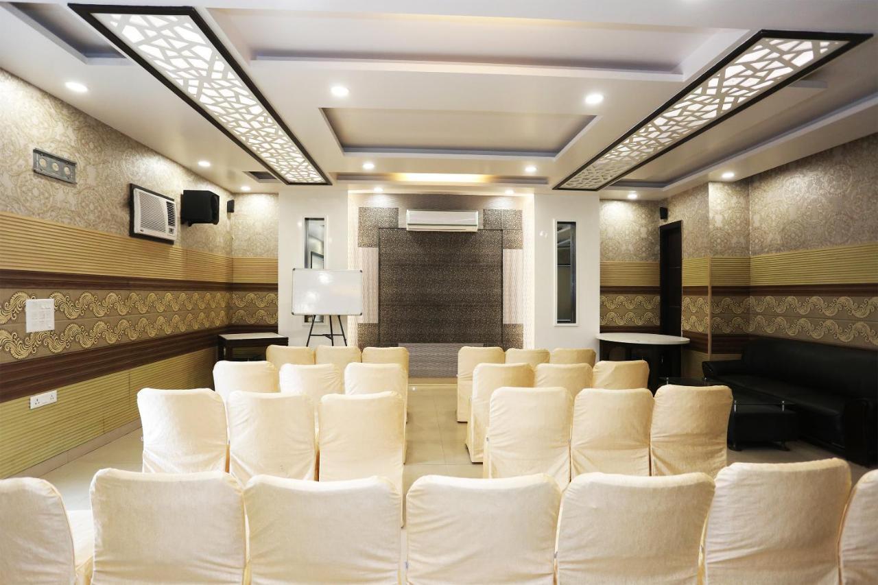 Capital O 1391 Hotel Pushpa Vilas Ghaziabad Exterior foto
